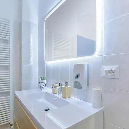 Taron House - Center Station & Fiera Bologna