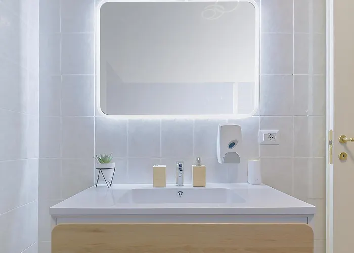 Taron House - Center Station & Fiera * 볼로냐